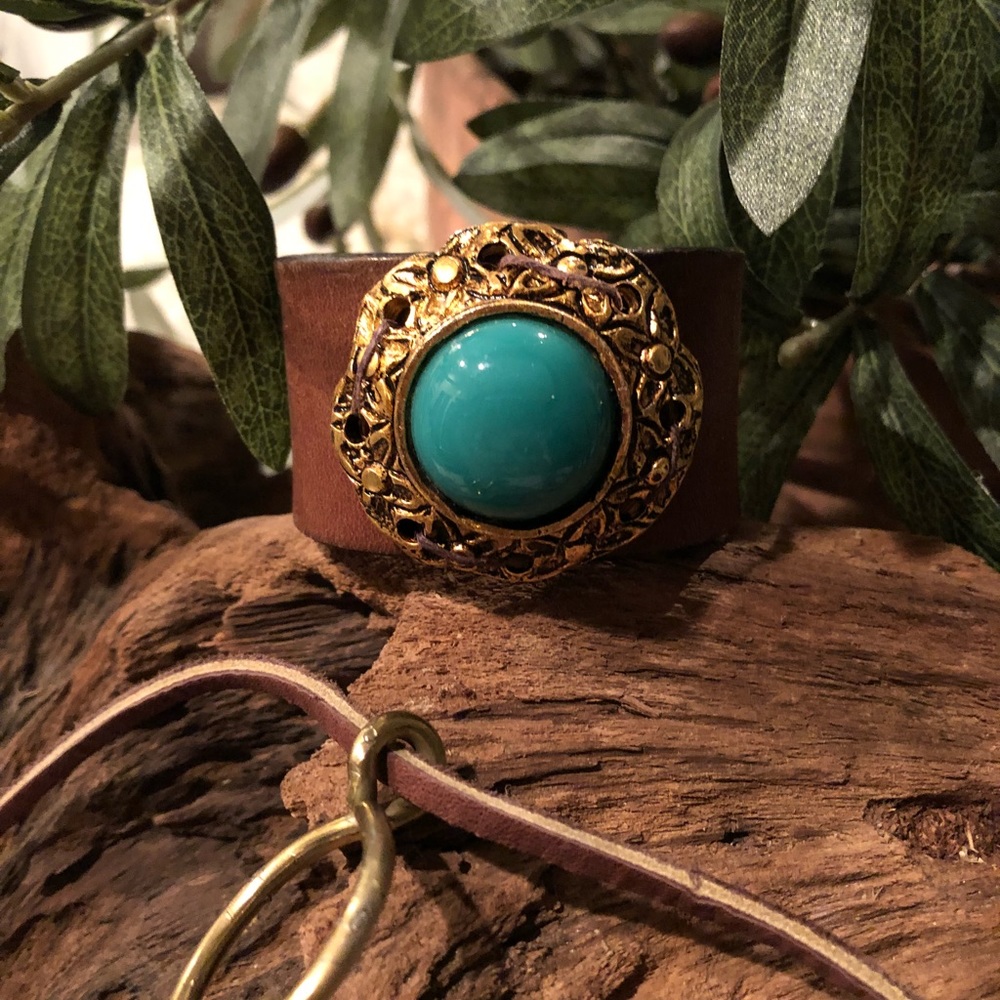 Vintage turquoise cuff